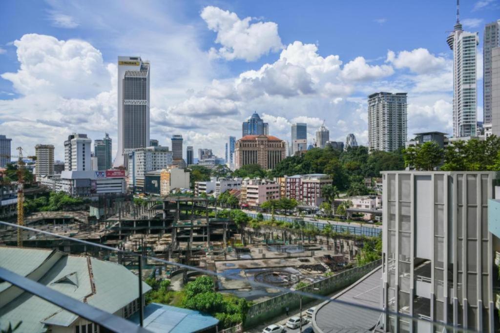 The Robertson Bukit Bintang Luxe Suites Kuala Lumpur Exteriör bild