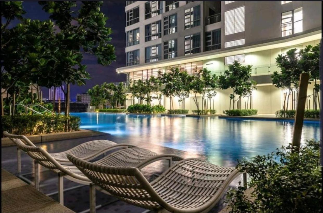 The Robertson Bukit Bintang Luxe Suites Kuala Lumpur Exteriör bild