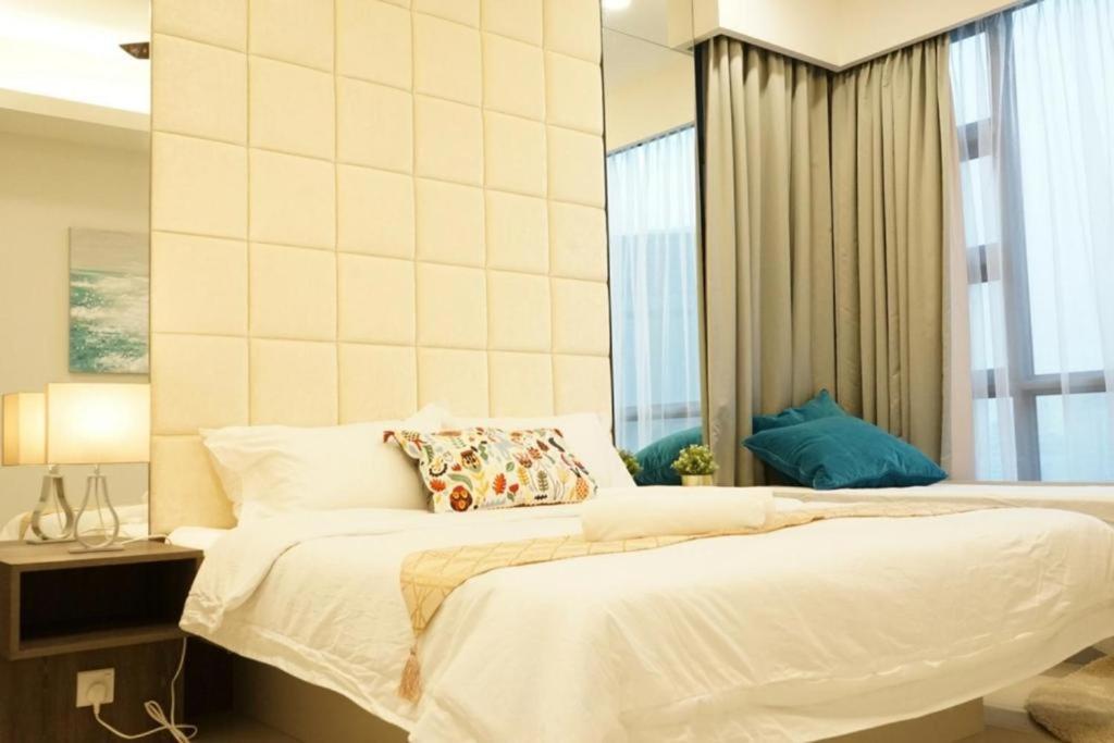 The Robertson Bukit Bintang Luxe Suites Kuala Lumpur Exteriör bild